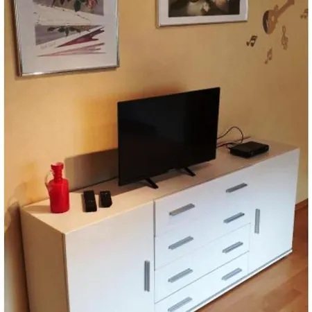 Apartment Silvia *